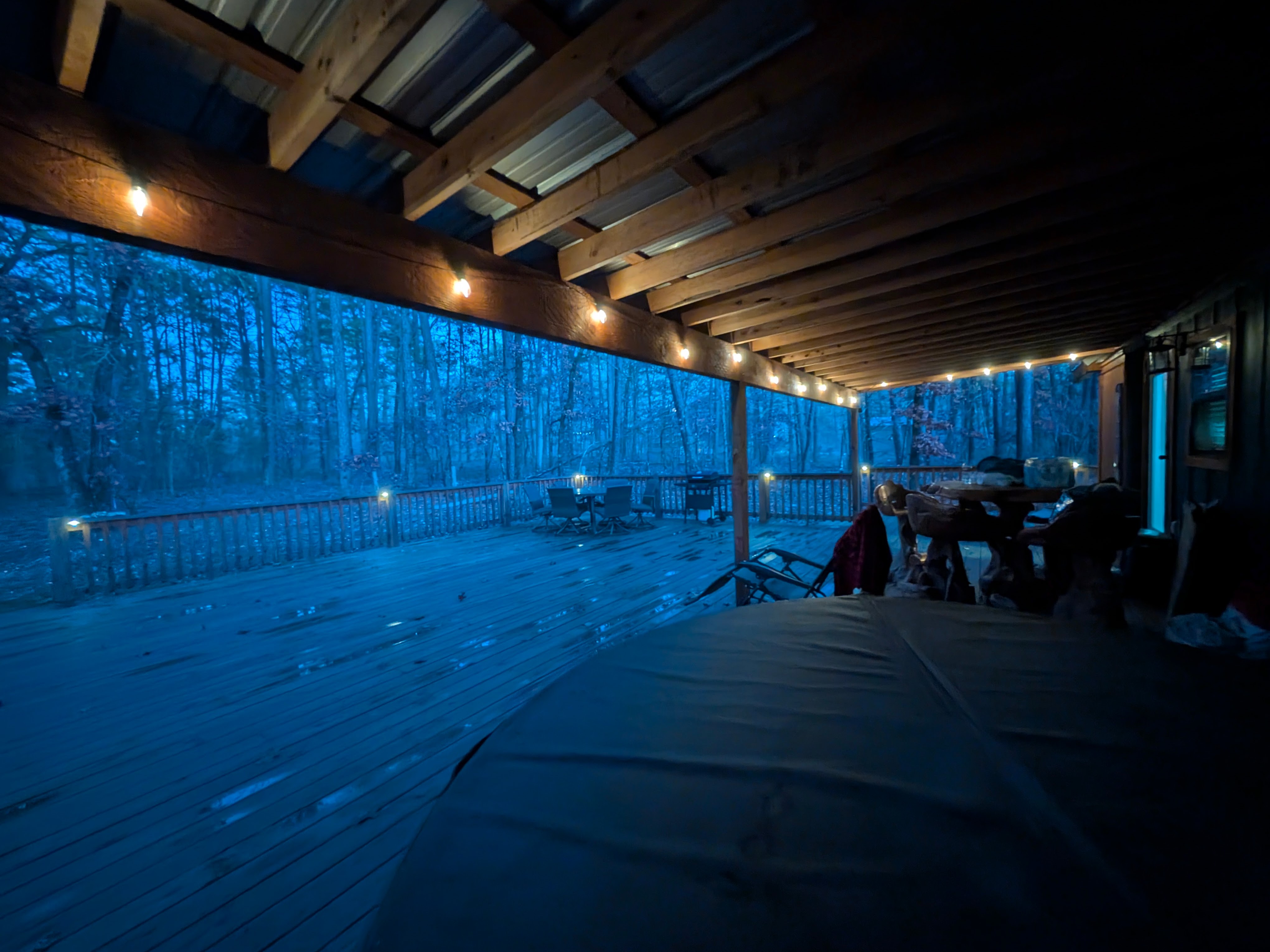 Hot tub in winter